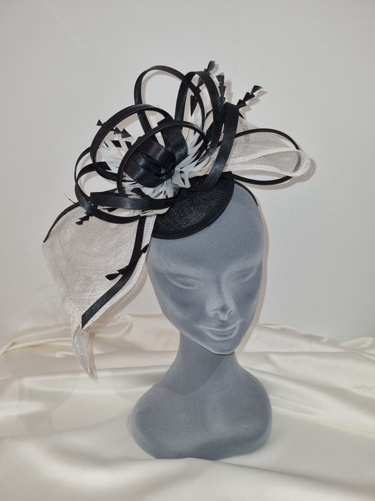 Black & White Fascinator