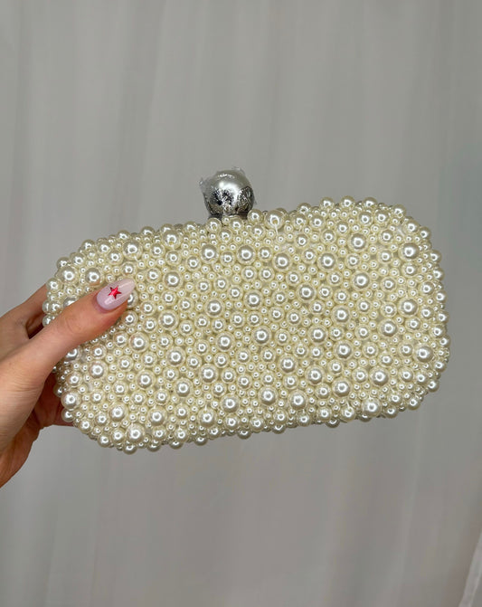 Pearl Bag with Pearl Clasp in Silver Frame