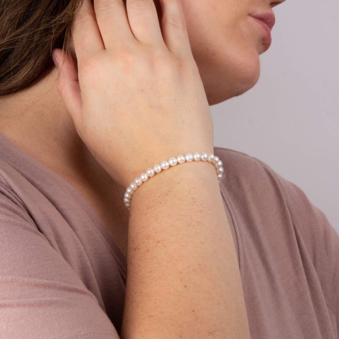 White Pearl Charm Bracelet GKO