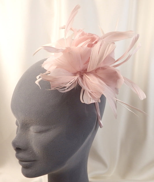 Fascinator with hairband different colours