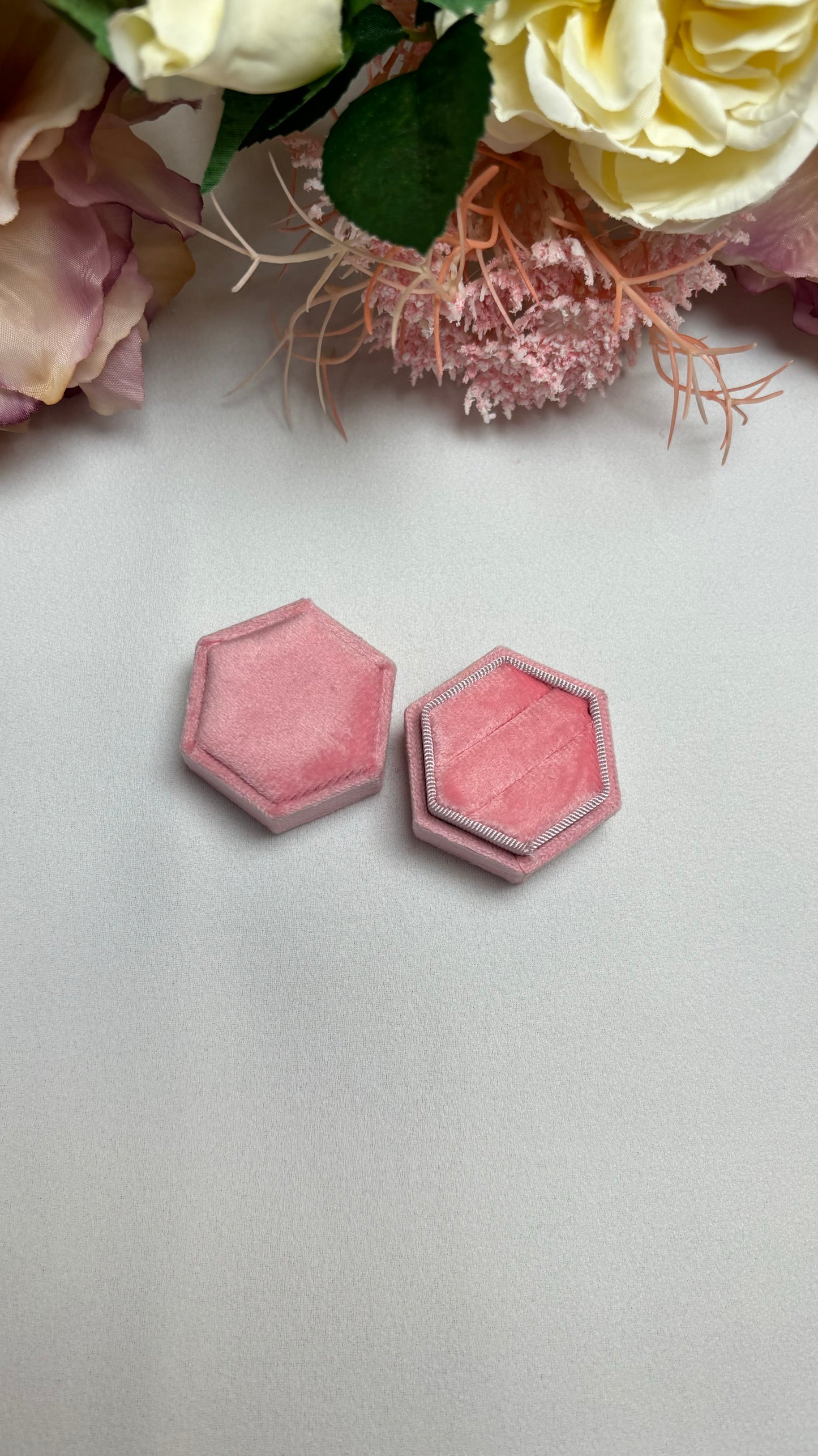 Hexagonal Velvet Double Ring Box