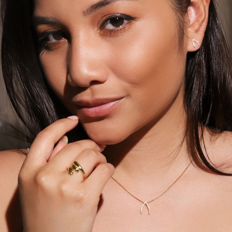 GT Sparkling Wishbone Gold Necklace