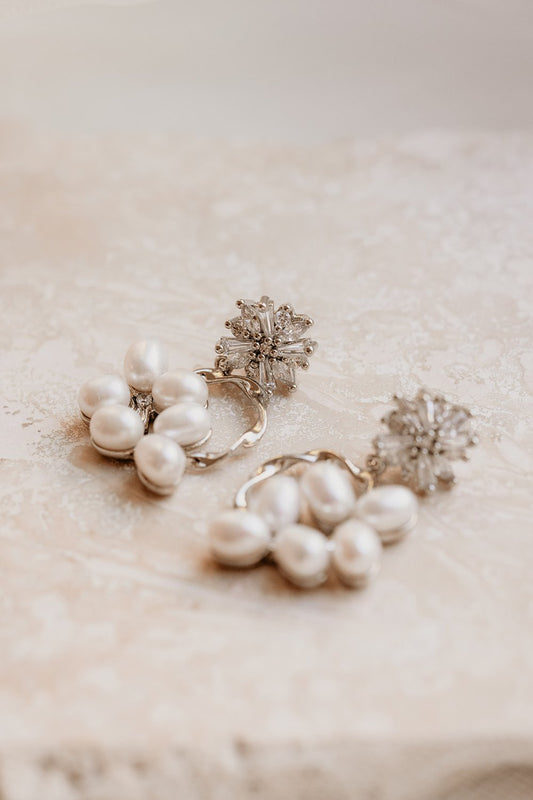 JADE OI ROSELINE | WHITE GOLD STARBURSTS PEARL CLUSTERS BRIDAL EARRINGS