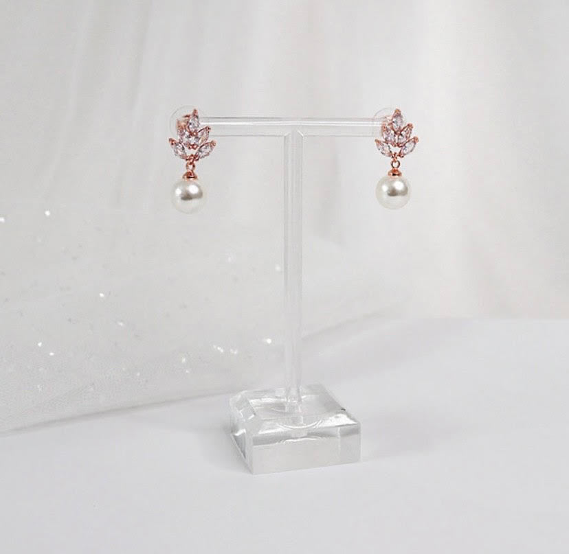 Deborah K Arlette Rose Earrings - everly-acbf