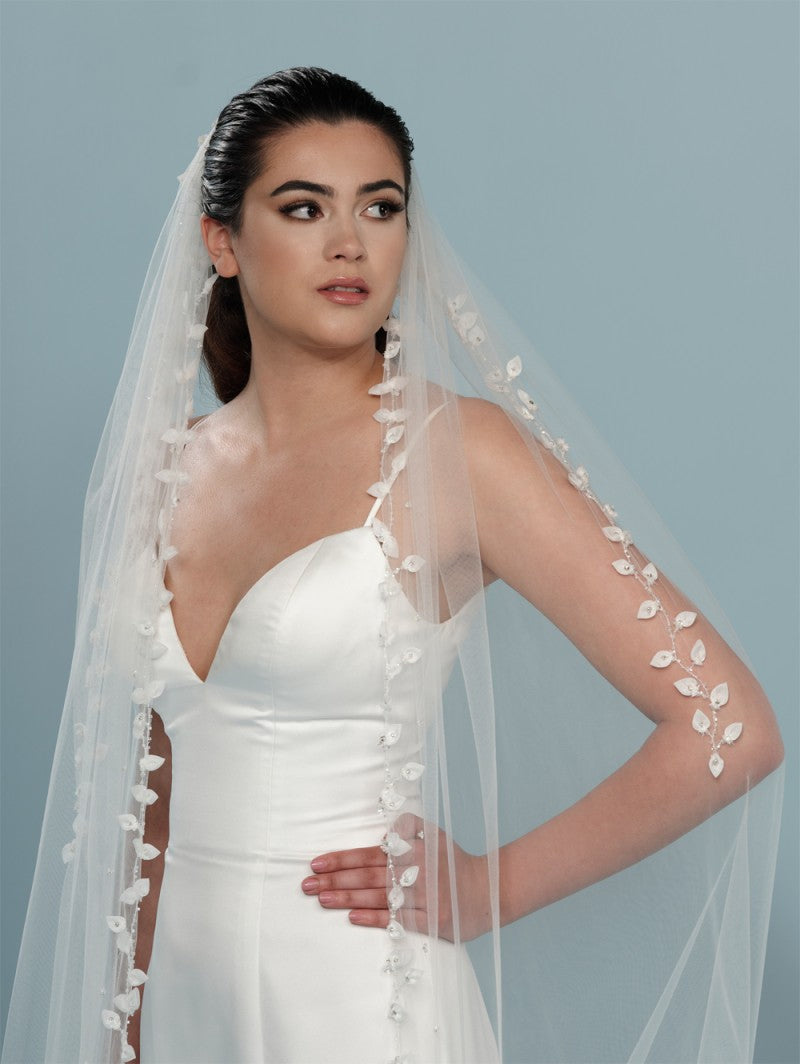 EV-S405-280 Leaf Ornate Veil